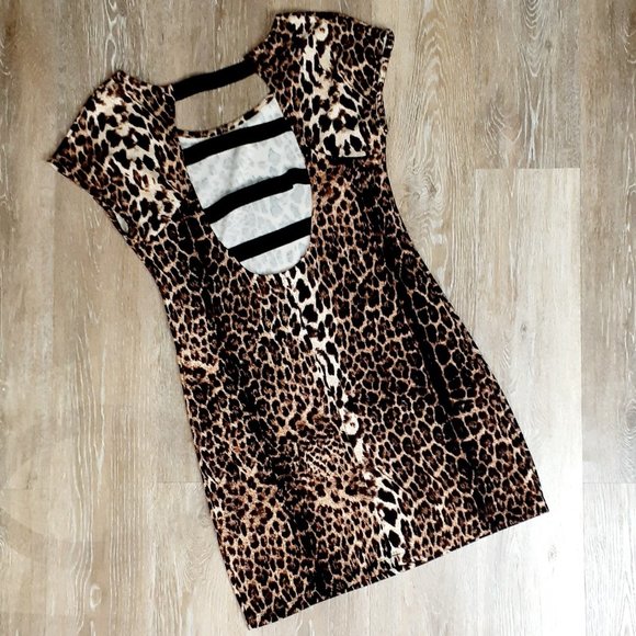 Animal Print Mini Dress Cap Sleeves Size Medium - Picture 2 of 3